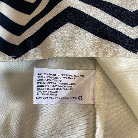 Xhilaration Junior Size XL Navy Blue Ivory White Sleeveless Tank Chevron Dress - Picture 5 of 7